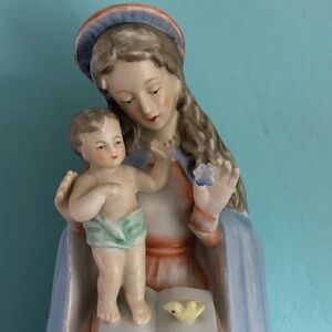 Vintage Porcelain Madonna Holding Child  Flower Religious Figurine 1950s japan